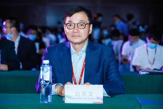 ��Ϊ����̬���ح������Ӯ �ڲ�tengbo9885��������Я�ֻ�Ϊ�ƴ����ü�ֵ