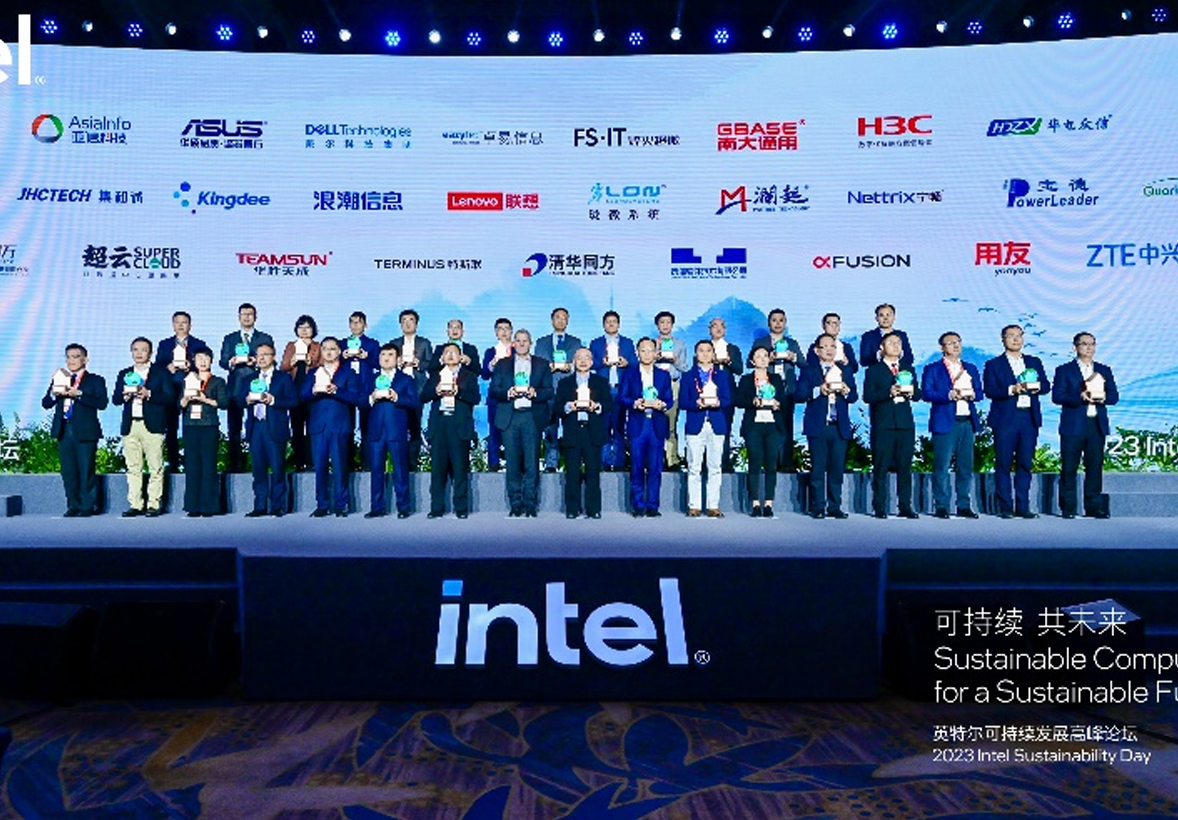 �ڲ�tengbo9885������������Ӣ�ض���һ�����������̳����Ϲ�����һ��δ��